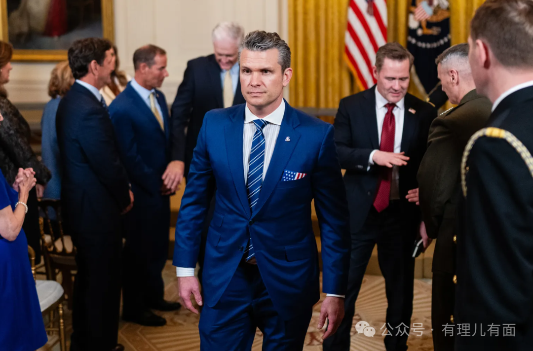 0：美防长把军事机密玩成九宫格ky开元棋牌Signal泄密2(图1)